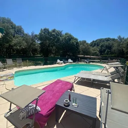 Вилла Grande Avec Piscine *